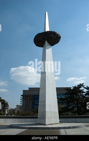 La rivoluzione Memorial a Piazza della Rivoluzione, Bucarest, Romania, Europa UE Foto Stock