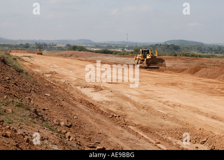 La costruzione di strade in Kenya Africa orientale Foto Stock