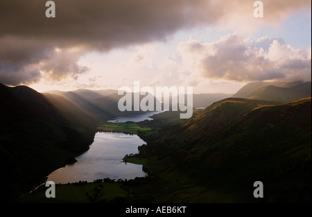 Buttermere e Crummock acqua da Fleetwith Pike, Lake District, REGNO UNITO Foto Stock