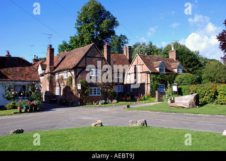 Cottages di Turville village, Buckinghamshire, Inghilterra, Regno Unito Foto Stock