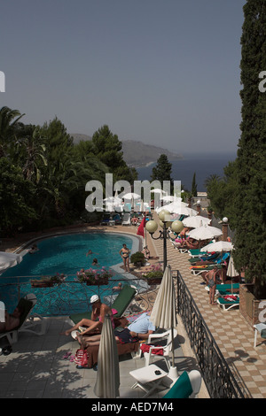 Hotel piscina Taormina Foto Stock