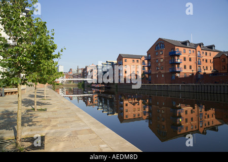 Blocchi di appartamenti Brewery Wharf Leeds Yorkshire Inghilterra Foto Stock