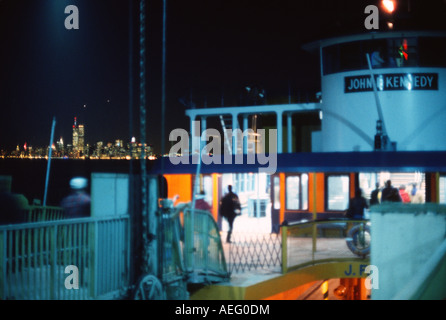 Manahattan per Sky Harbor frm NYC Foto Stock