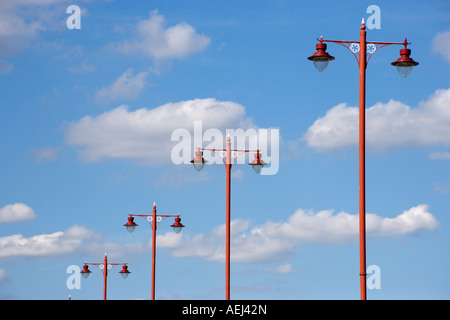 Lampstands Blackfriars Bridge Tamigi Londra Inghilterra Foto Stock