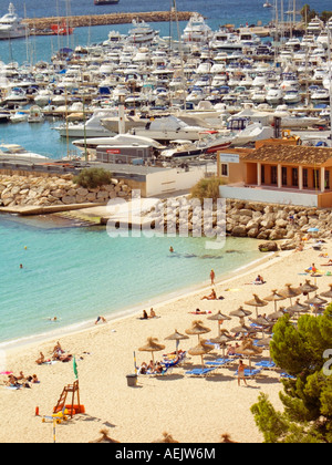 La zona esclusiva di Puerto Portals, Playa Oratori de Portals, Spiaggia e Puerto Portals Marina, Portals Nous, Ponent Region, Mallorca Foto Stock