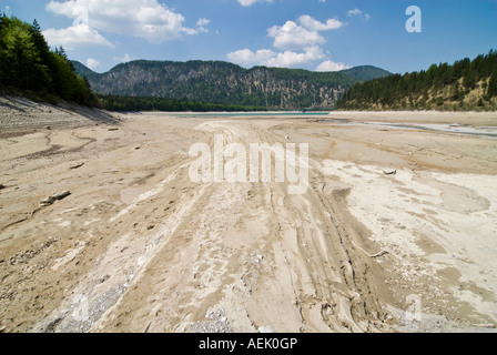 La mancanza di acqua, Sylvensteinspeicher in aprile 2007, il Land della Baviera, Germania Foto Stock