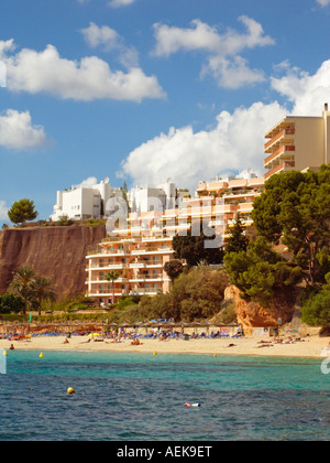 La zona esclusiva di Puerto Portals, Playa Oratori de Portals e il porto turistico di Puerto Portals, Portals Nous, Ponent Region, Mallorca Foto Stock