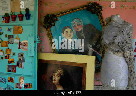 Shopfront in Ein Karem o Ain Kerem un quartiere a sud-ovest di Gerusalemme Israele Foto Stock