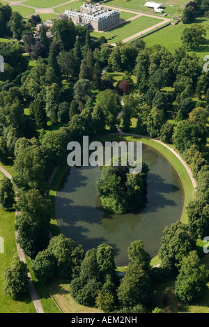 Althorp House e il lago Oval, la tenuta e il parco della famiglia Earl Spencer, Great Brington, Northamptonshire vista aerea 2007 2000s HOMER SYKES Foto Stock