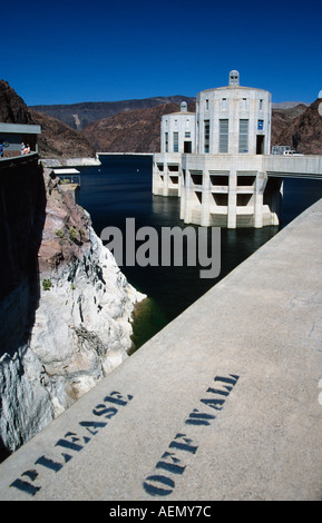 Parete sulla parte superiore della diga di Hoover arizona nevada usa Foto Stock