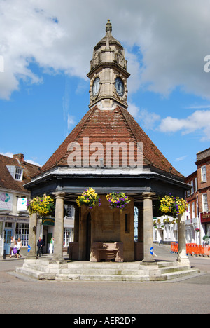 Clock House, Northbrook Street e Broadway, Newbury, Berkshire, Inghilterra, Regno Unito Foto Stock
