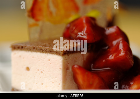 Cibo, Cheesecake con fragole Foto Stock