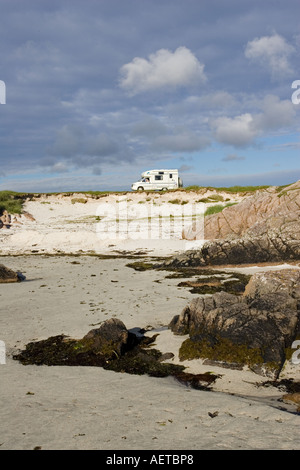 Calypso camper parcheggiato vicino alla spiaggia di Fidden Fattoria sulla costa sud dell'isola di Mull Scotland Regno Unito Foto Stock