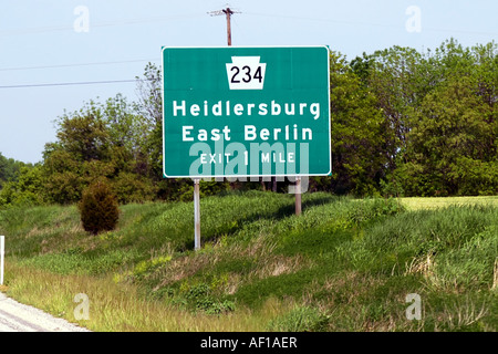 Segno sulla Route 234 a Berlino Est Pennsylvania PA non in Germania Foto Stock