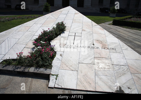 Monumento alla rivoluzione del 1989, ministero degli Interni e della riforma dell'amministrazione, la Piazza della Rivoluzione, Bucarest, Romania Foto Stock