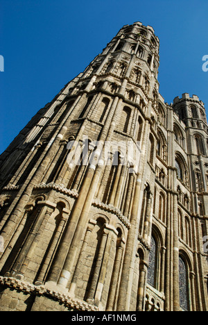 Cattedrale di Ely Sud Ovest transetto dal di sotto del Cambridgeshire Inghilterra Foto Stock