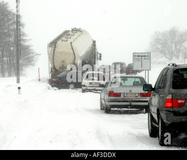 Superficie scivolosa della neve Foto Stock