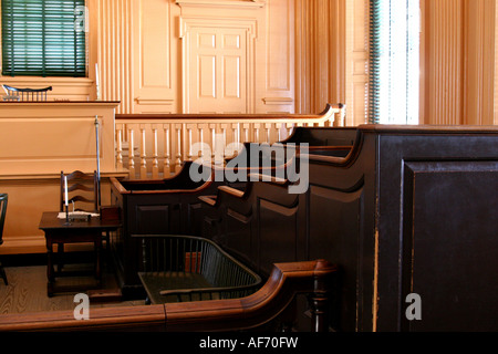 Una vista dall'interno di Independence Hall Philadelphia Stati Uniti nel caso in cui la dichiarazione è stata firmata Foto Stock