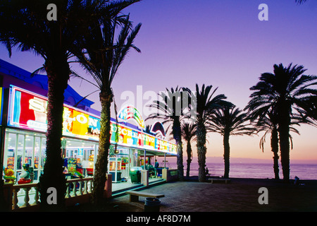 Casa da Gioco, lungomare di Playa de las Américas, Tenerife, Isole Canarie, Oceano Atlantico, Spagna Foto Stock