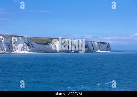 Le Bianche Scogliere di Dover, vista dal traghetto sulla Manica, Dover, Kent, Inghilterra, Gran Bretagna Foto Stock