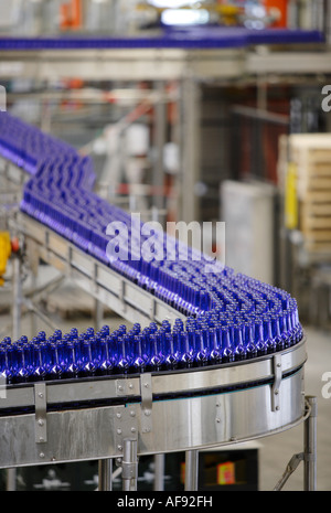 Brauerei C un Veltins GmbH und Co la bottiglia di birra impianto di smistamento Foto Stock