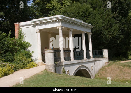 Casa del The Bridge in motivi di Audley End House Saffron Walden Cambridgeshire Inghilterra GB UK Foto Stock