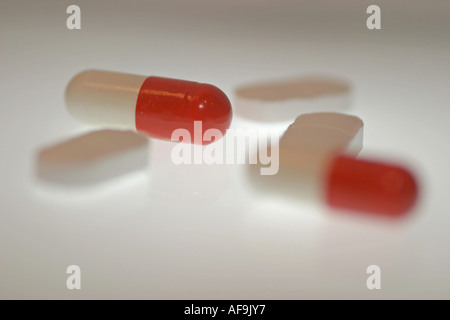 Una fotografia di stock di capsule di farmaco Foto Stock