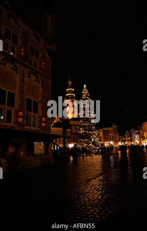 San Giovanni chiesa in proiezione luminosa durante il Natale a Gouda, Sud Olanda, Paesi Bassi Foto Stock