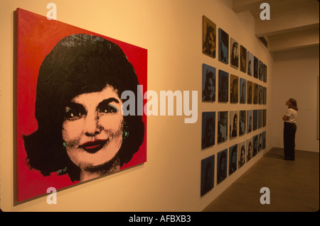 Pittsburgh Pennsylvania,Andy Warhol Museum,arte,artista,dipinti,storia,mostra collezione,mostra collezione vendita collezione,istruzione,Jackie 1963,20 Foto Stock