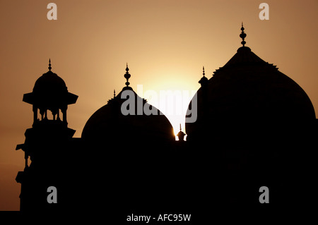 Moschea al Taj Mahal al tramonto, India Foto Stock