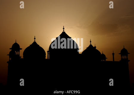 Moschea al Taj Mahal al tramonto, India Foto Stock