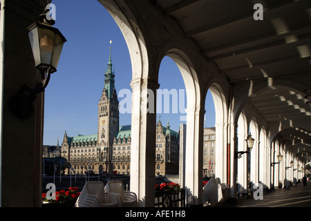 Il Municipio, Municipio Alster portici, Amburgo, Germania Foto Stock