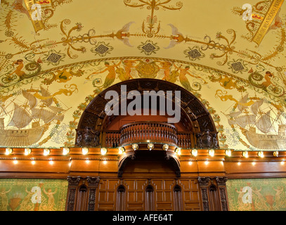 Sala da pranzo a Flagler College con murali da George W Maynard St Augustine Florida Foto Stock