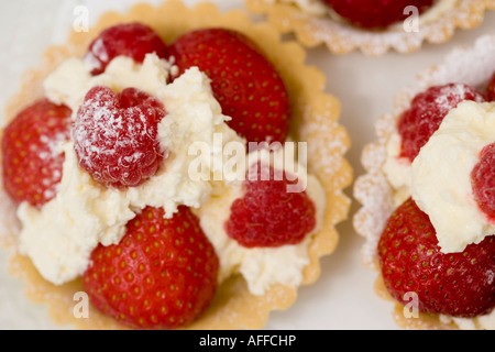 Tartellette alle fragole Foto Stock