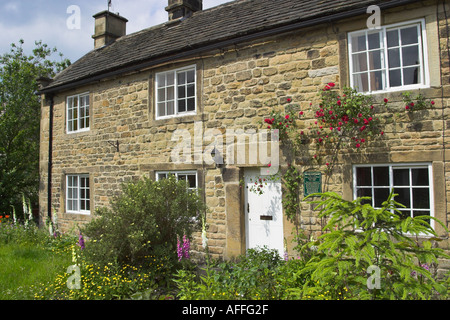 Rose Cottage, uno dei cottage di peste. Eyam, Derbyshire, Regno Unito. Foto Stock