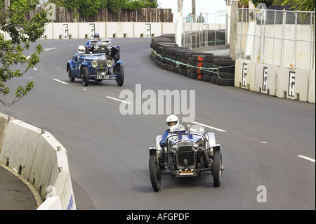 Fraser Nash 1926 e Fraser Nash TT 1938 Replica Classic Street Racing Dunedin Isola del Sud della Nuova Zelanda Foto Stock