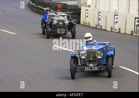 Fraser Nash TT Replica 1938 e Fraser Nash TT 1935 Replica Classic Street Racing Dunedin Isola del Sud della Nuova Zelanda Foto Stock