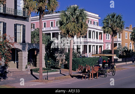 CAROLINA DEL SUD CHARLESTON belle dimore anteguerra lungo la batteria alla batteria di East Street e punto di bianco giardini con ho Foto Stock