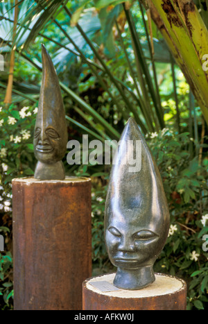 Sculture nel giardino al Museo Kurá Hulanda Otrabanda Willemstad Curaçao Antille olandesi Foto Stock