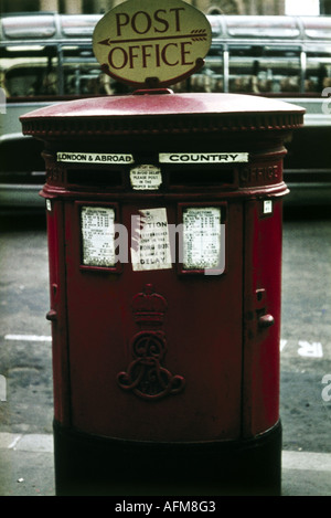 Posta, posta, posta, posta rossa, Londra, Inghilterra, Gran Bretagna, 1960s, Foto Stock