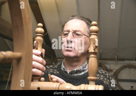 Rendendo le ruote di filatura a Melton Mobray Foto Stock