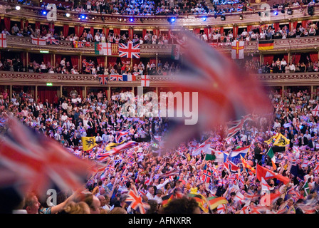 Last Night of the Proms The Royal Albert Hall South Kensington Londra Regno Unito The Henry Wood Promenade Concerts 2000s 2007 HOMER SYKES Foto Stock