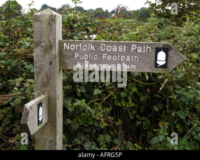 Norfolk sentiero costiero segno a Cley Foto Stock