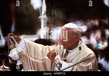 Giovanni Paolo 2 1982 Visita papale in UK. Wembley Arena HOMER SYKES Foto Stock