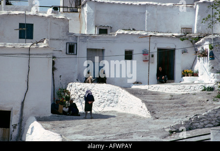 Architettura tipica del villaggio Alpujarran di Torvizcon vicino Orgiva nella Sierra de la Contraviesa Foto Stock