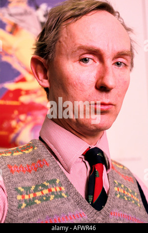 Un ritratto autore N Wilson anni ottanta Regno Unito. HOMER SYKES Foto Stock