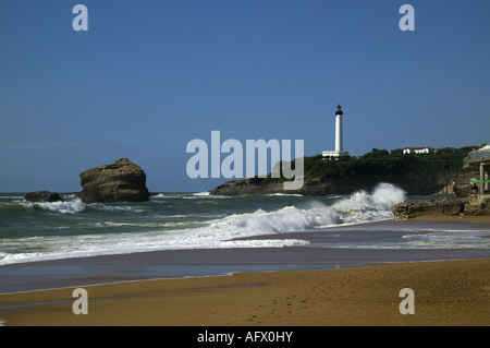 Costa di Biarritz, Francia Europa con il faro Foto Stock