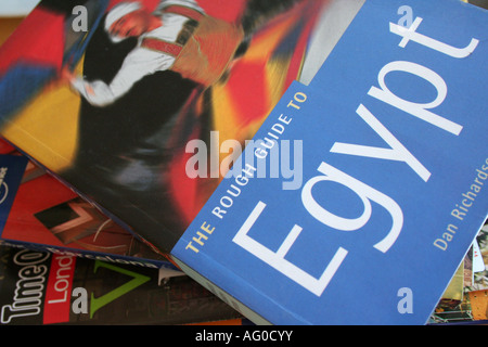 La Lonely Planet guide in Egitto Foto stock - Alamy