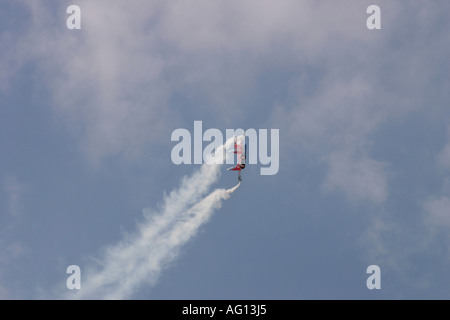 Il russo Mig 35 Fighter durante la visualizzazione di volo a Farnborough International Air Show 2006 Foto Stock