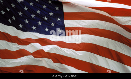 Una bandiera americana sventola in una brezza a San Francisco, California, Stati Uniti d'America Foto Stock